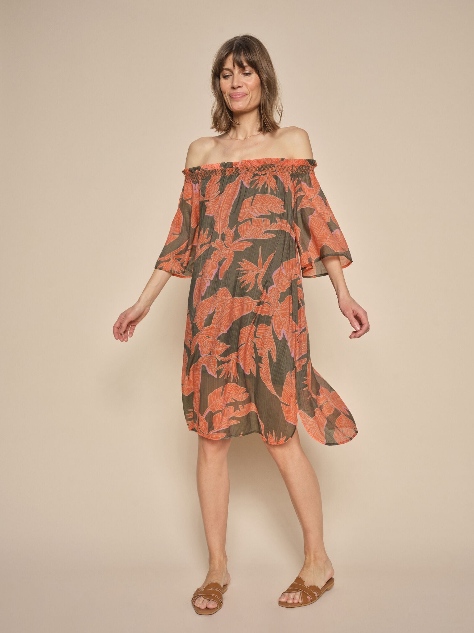 Modelshot / Dusty Olive / Detail